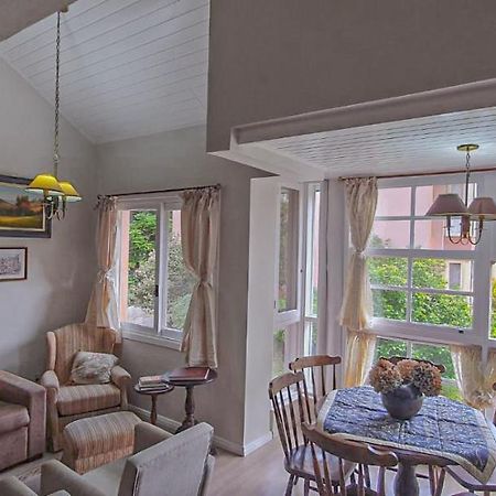 Duplex Floresta Negra - Sua Base Perfeita Em Gramado! Otima Localizacao Lagonegro 500M - 02 Quartos E 02 Banheiros Para Familia Em Condominio Fechad0, Cozinha Completa Com Garagem E Portaria 24H מראה חיצוני תמונה